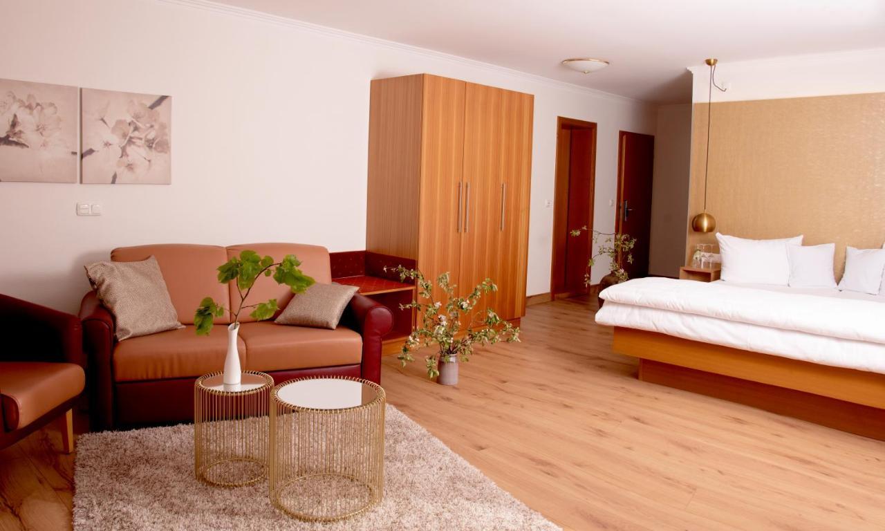 Anetseder Landhotel & Lofts Thyrnau Luaran gambar